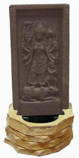 Sculptuur van de Hindu Godin Durga inclusief fontein 70cm