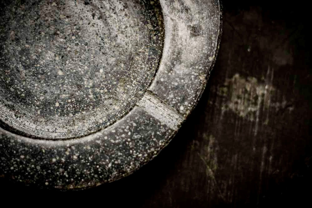 Asbak Massief van Riviersteen