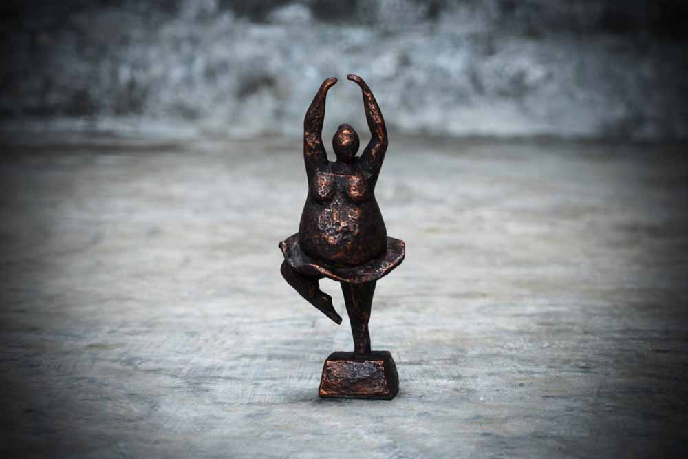 Mollige Dansende Ballerina 28cm