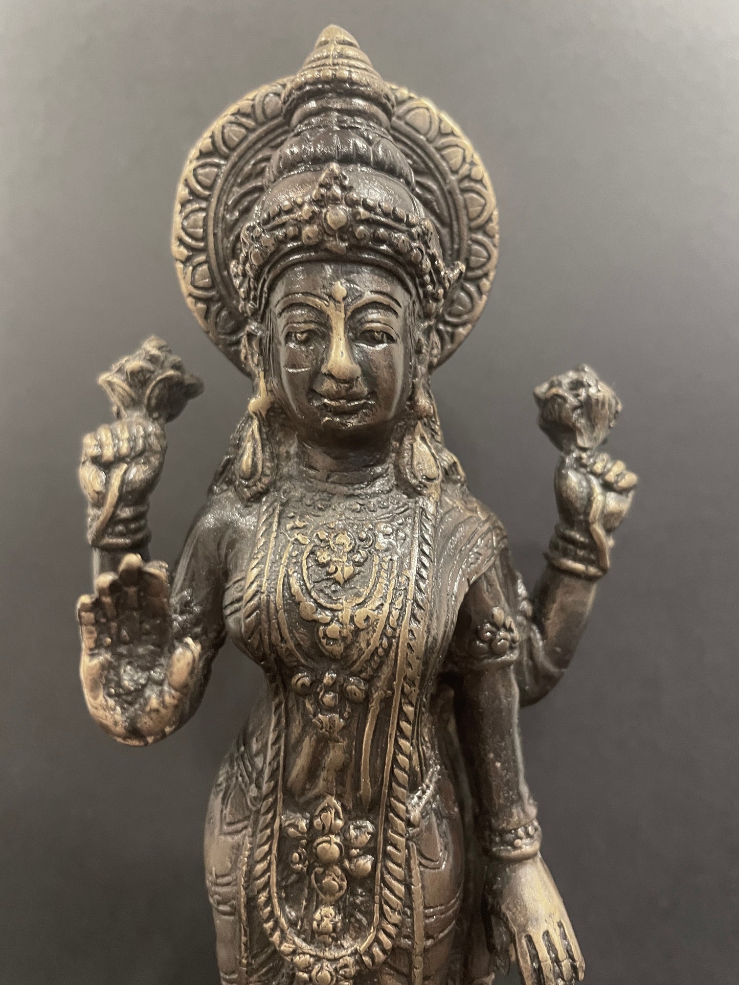 Shri Lakshmi 21cm