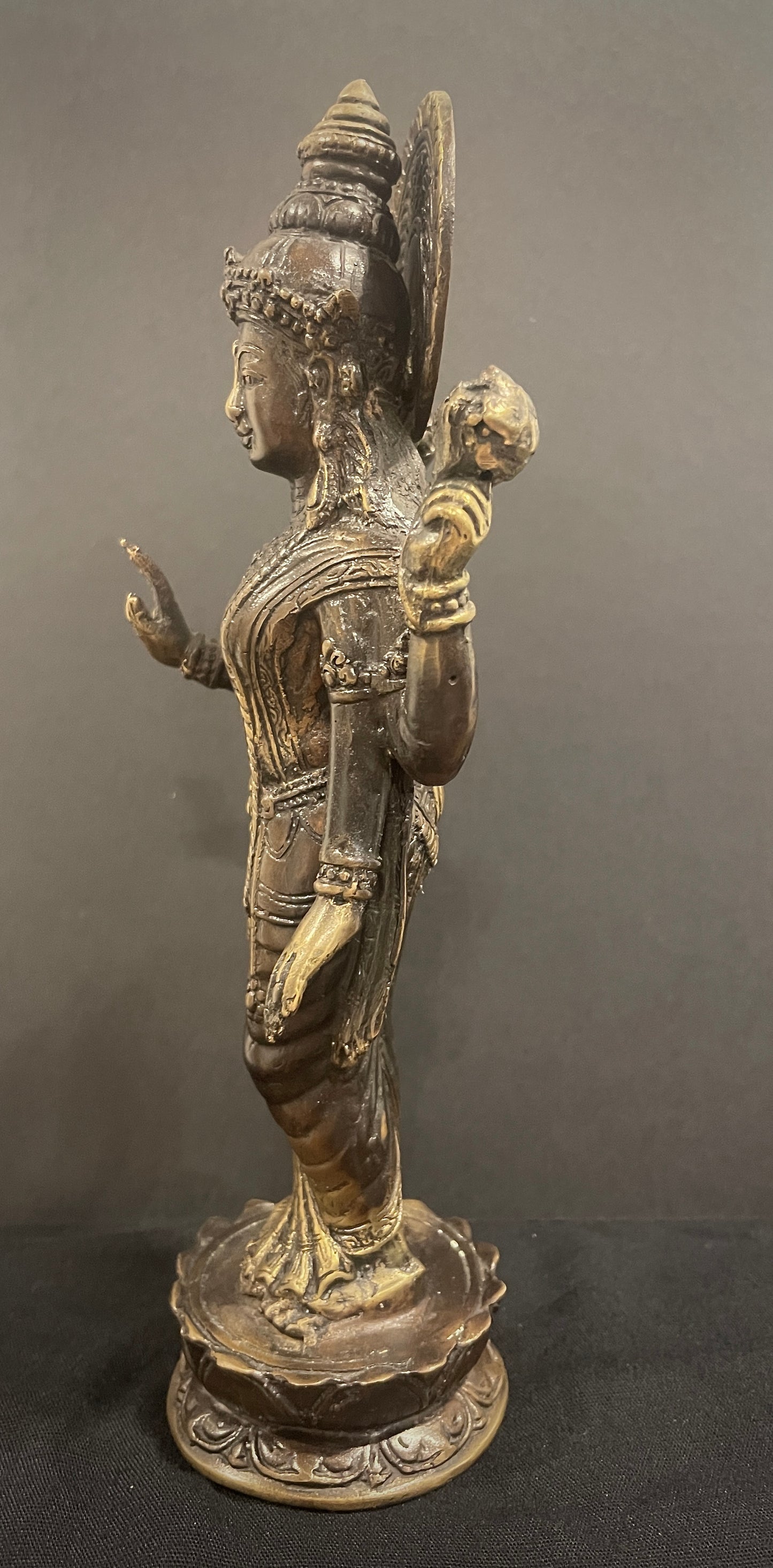 Shri Lakshmi 21cm