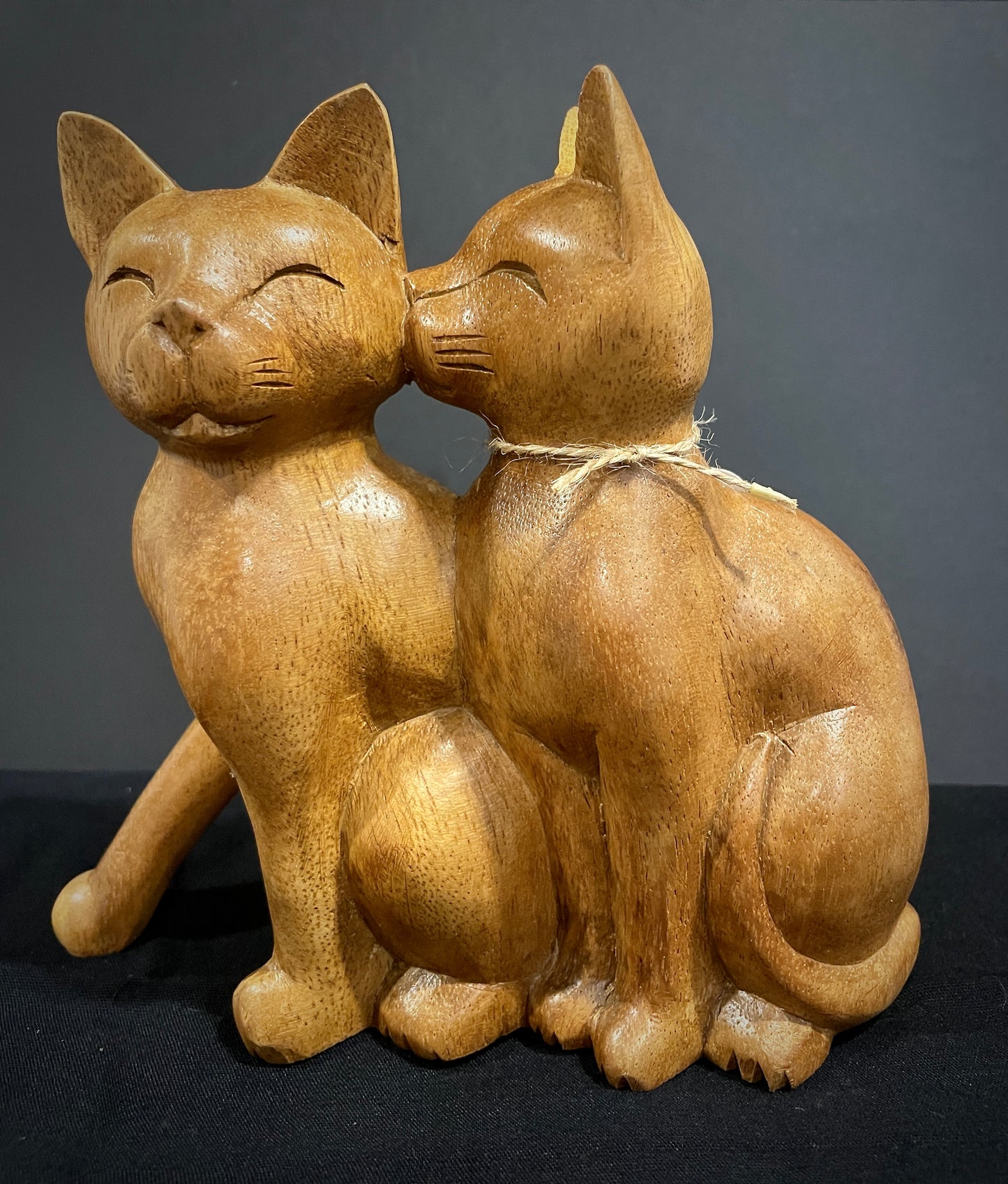 Kissing Cats 16cm