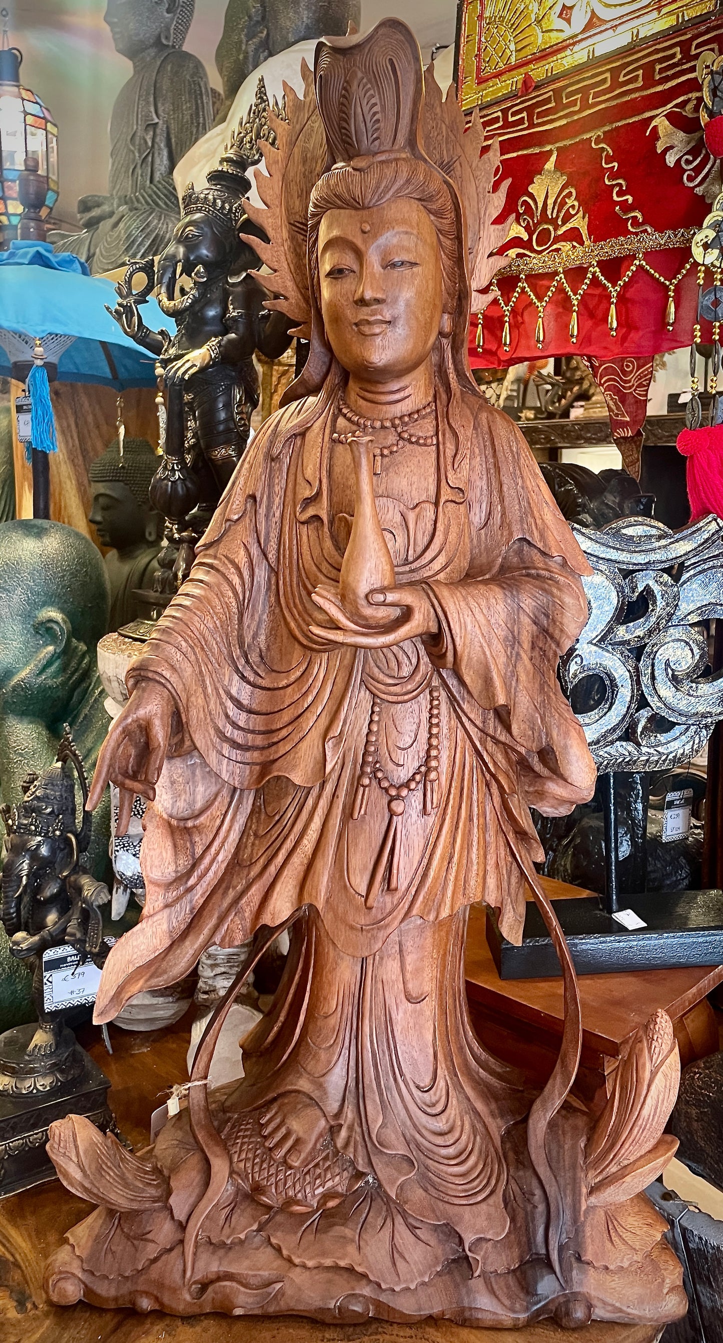 Quan Yin 83cm