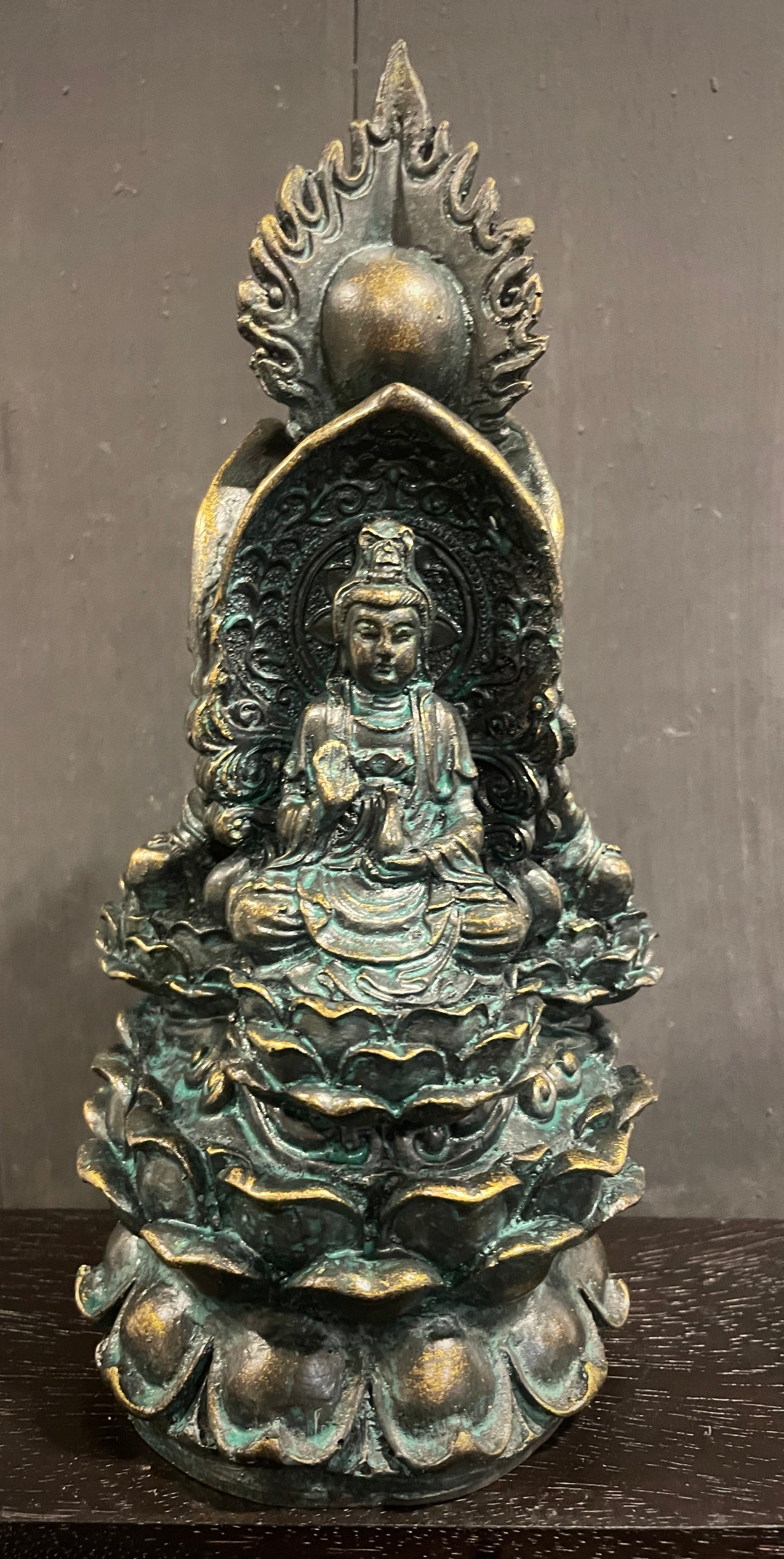 Uniek Trimurti van Boeddha, Quan Yin 24 cm