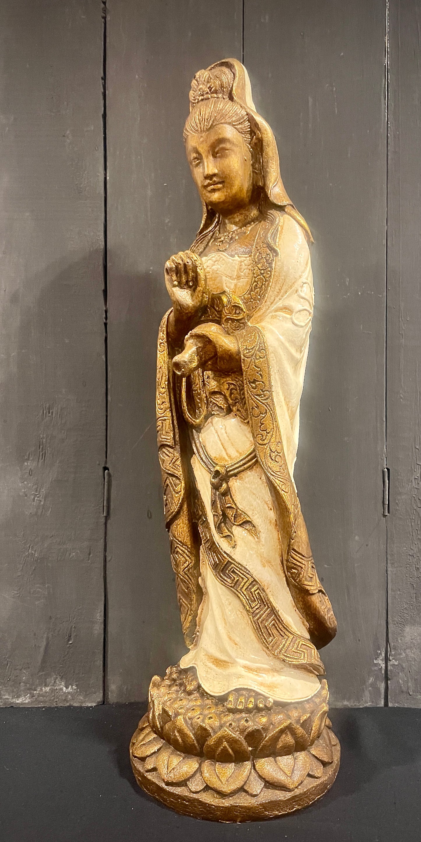 Quan Yin 60 cm